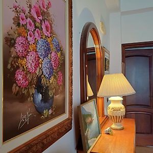 Guest Room Near Historical Center